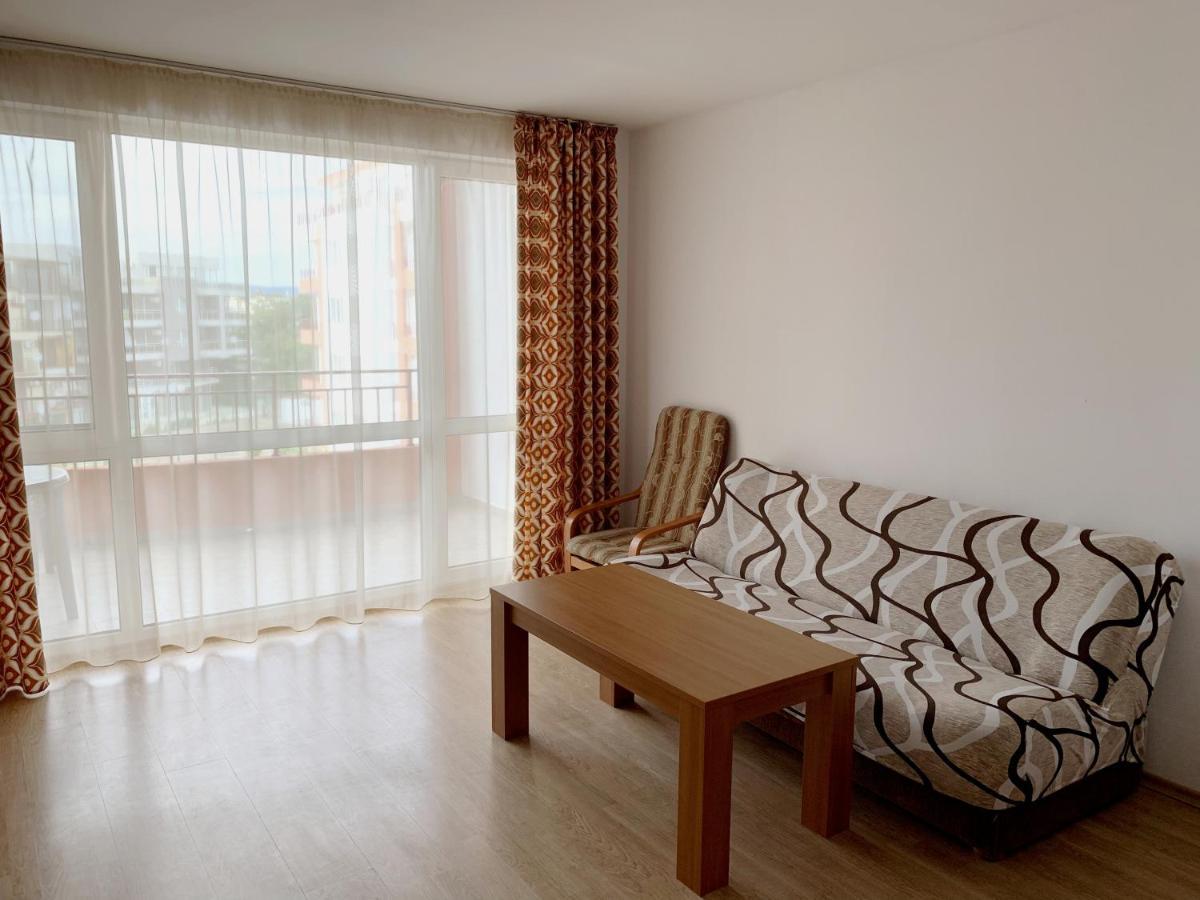 Riviera Fort Beach Apartments By Kalina Resort, Ravda ภายนอก รูปภาพ