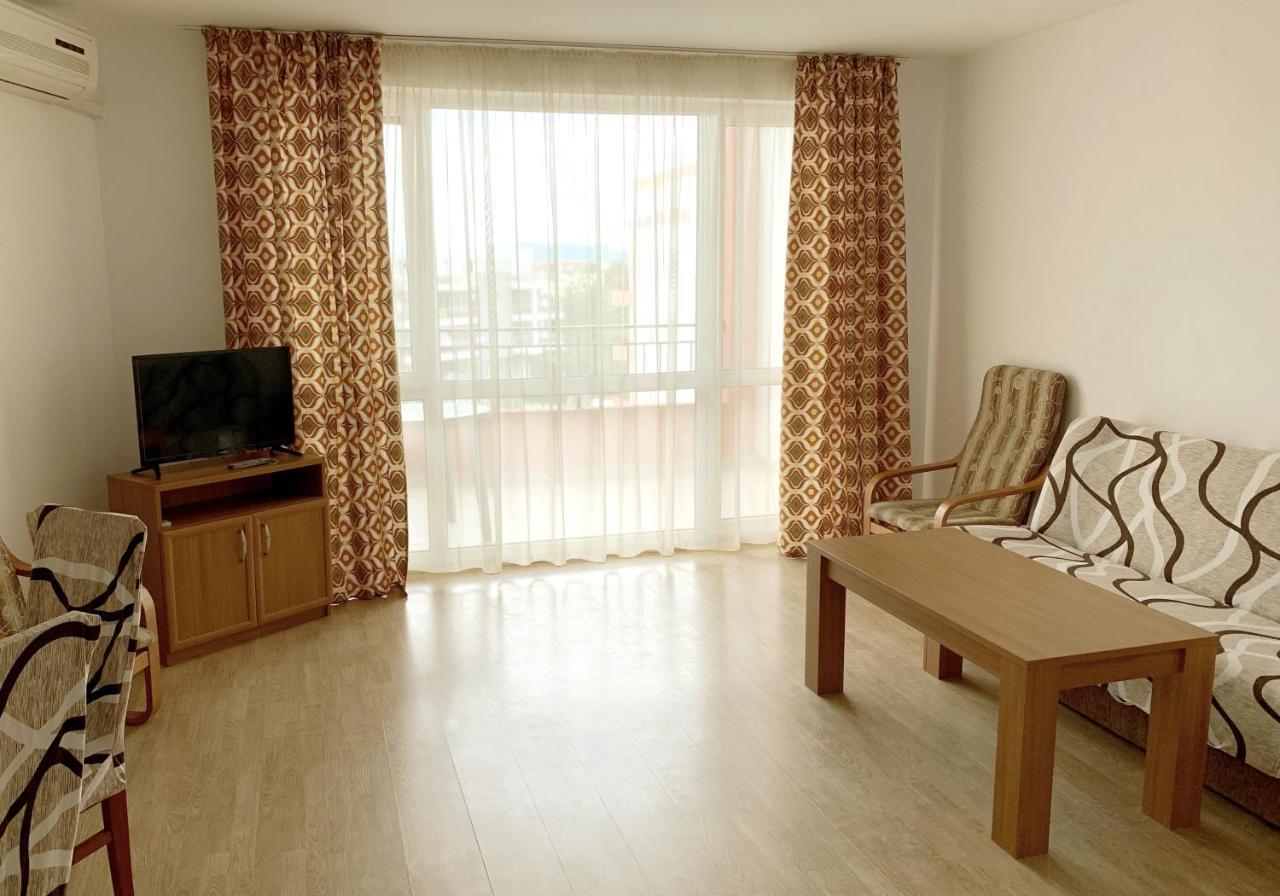 Riviera Fort Beach Apartments By Kalina Resort, Ravda ภายนอก รูปภาพ