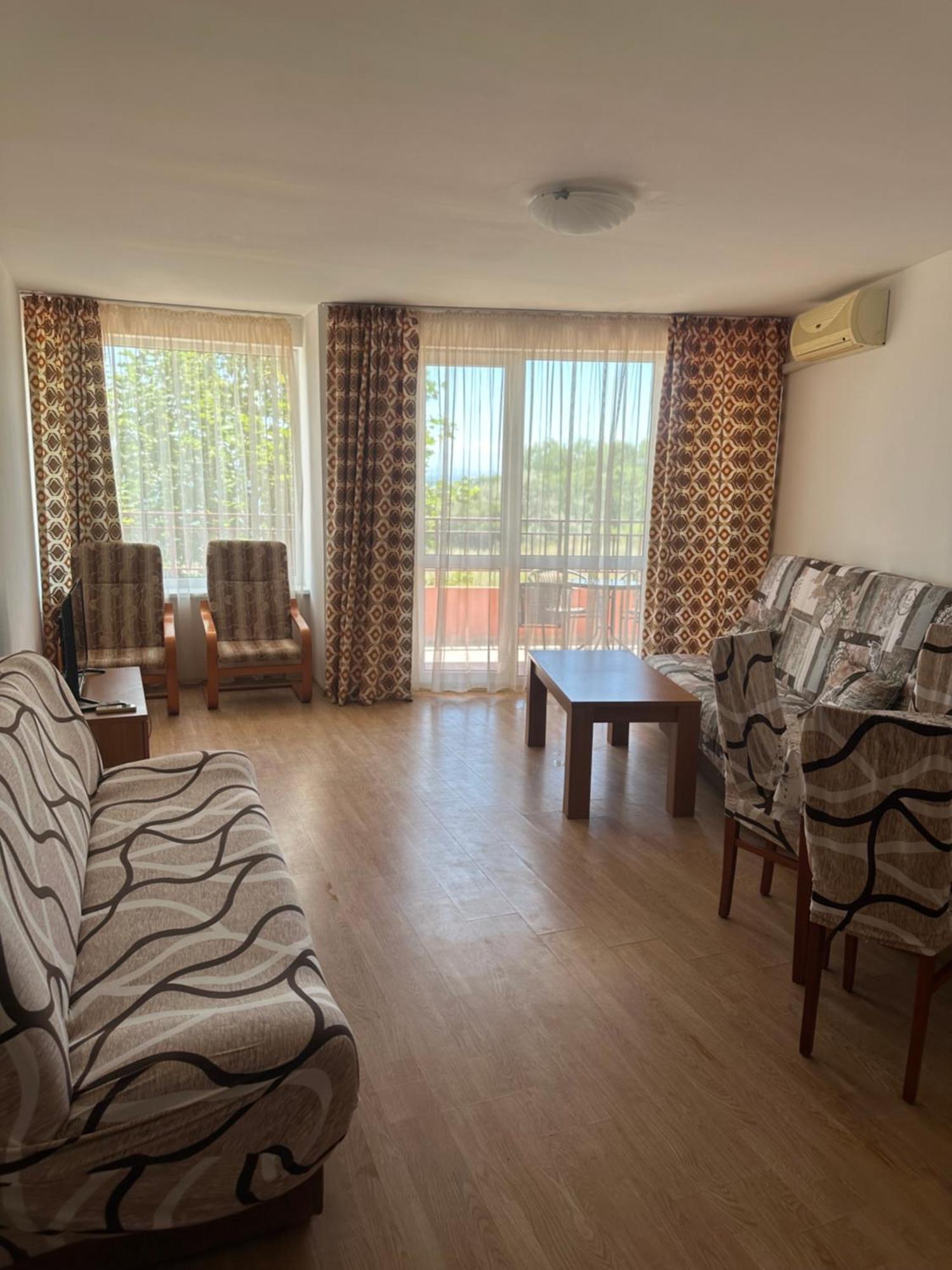 Riviera Fort Beach Apartments By Kalina Resort, Ravda ภายนอก รูปภาพ