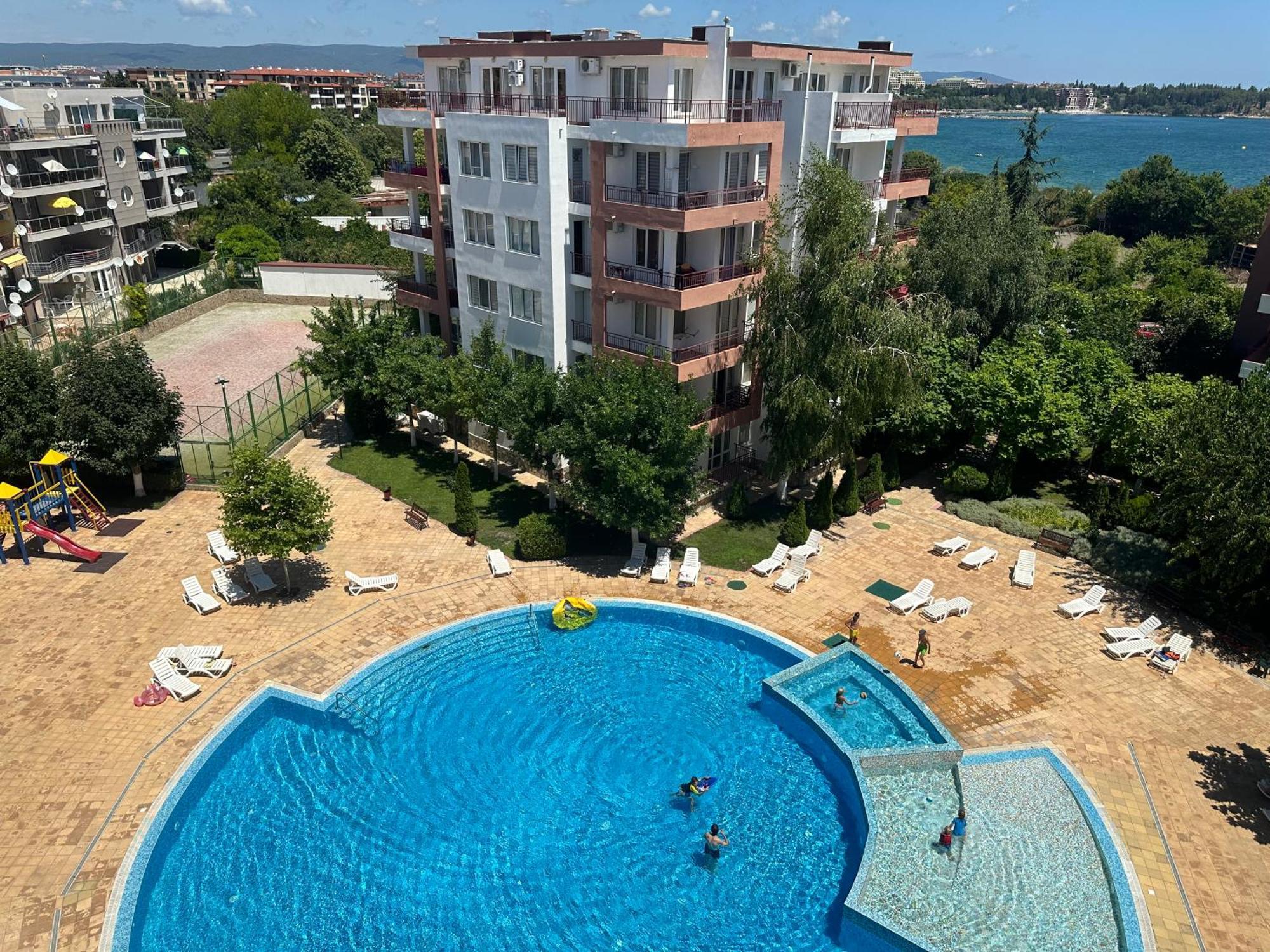 Riviera Fort Beach Apartments By Kalina Resort, Ravda ภายนอก รูปภาพ