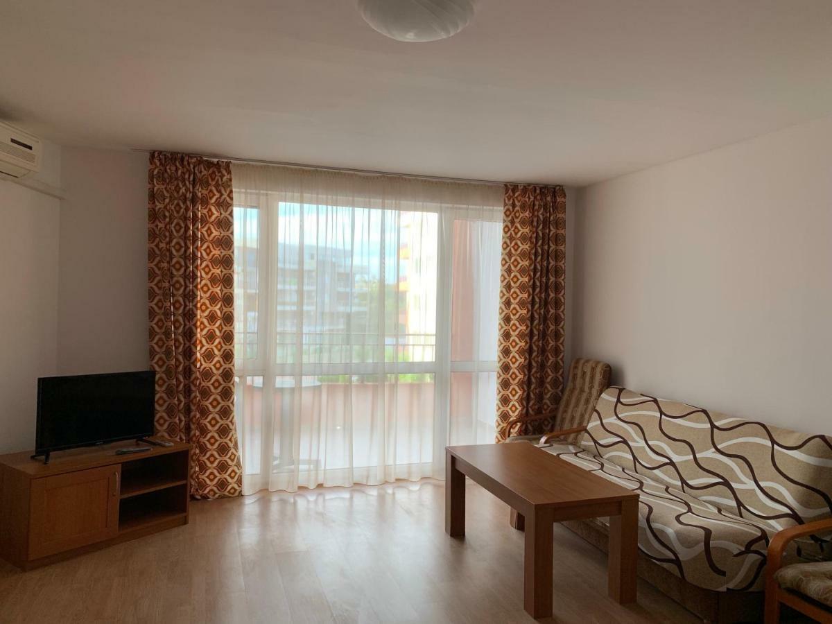 Riviera Fort Beach Apartments By Kalina Resort, Ravda ภายนอก รูปภาพ